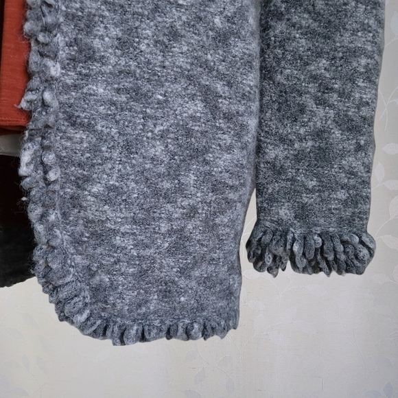 Nine West Cozy Wool Blend Loop Knit Hook Front Longline Cardigan Marled Gray Med - Picture 6 of 16